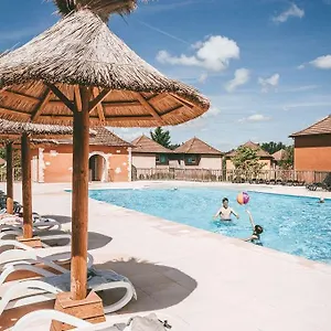Parque de vacaciones Terres De France - Domaine De Claire Rive